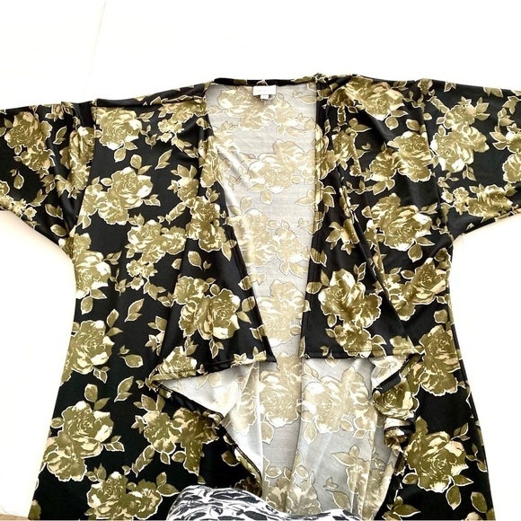 LuLaRoe Shirley Black Floral Lightweight Longline Kimono Duster Cover Up Size M - Picture 5 of 12